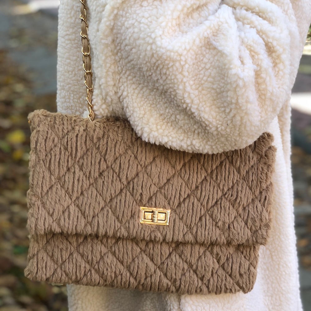 🆕Cecelia Taupe Teddy Faux Fur Handbag - Picture 2 of 8